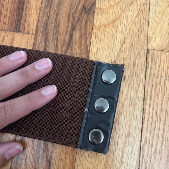 Statement Floral Women's Belt - Picture 3 of 4